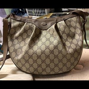 Gucci crossbody purse